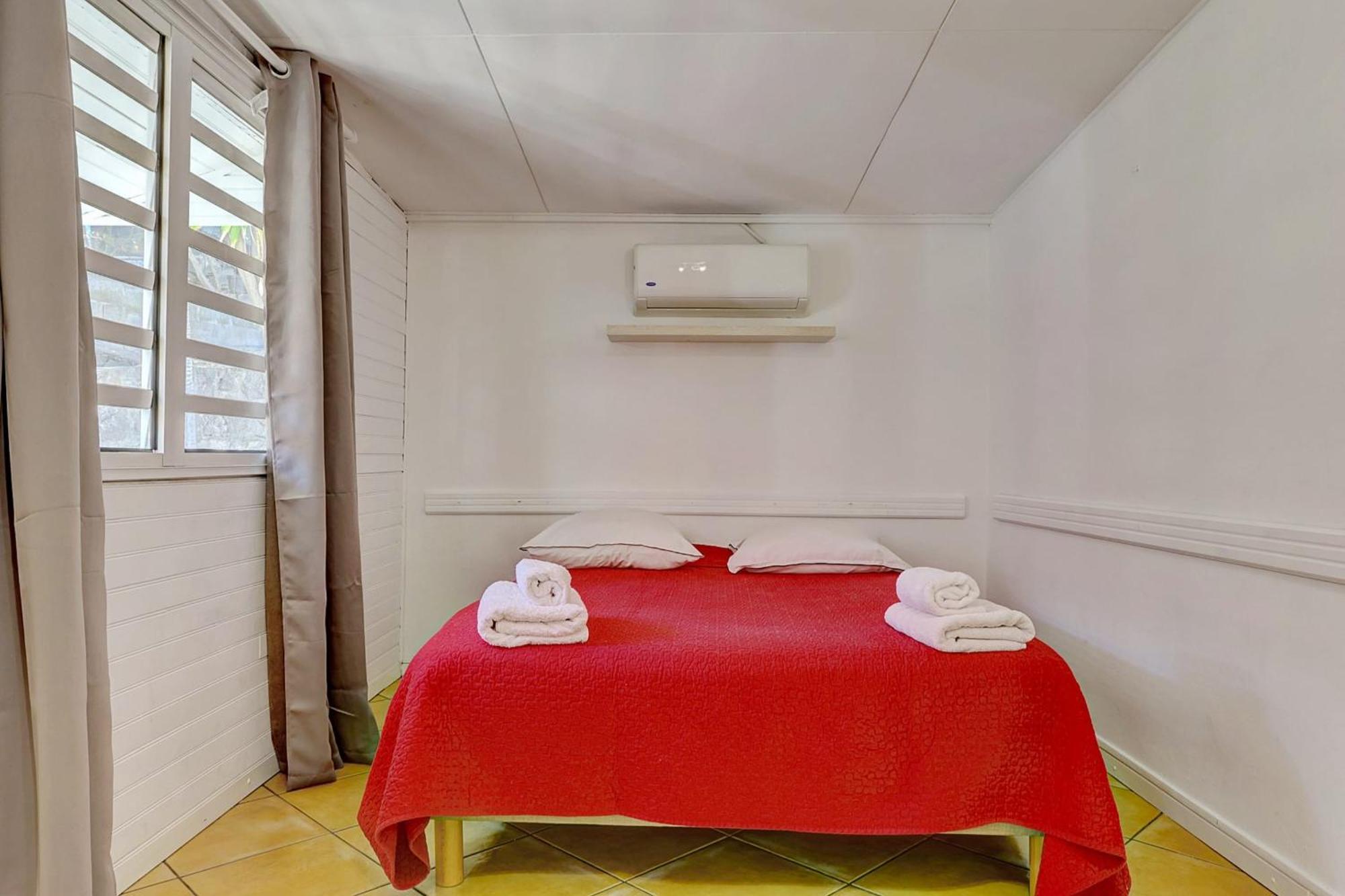 La Villa D'Eden - Saint Gilles Les Bains エクステリア 写真